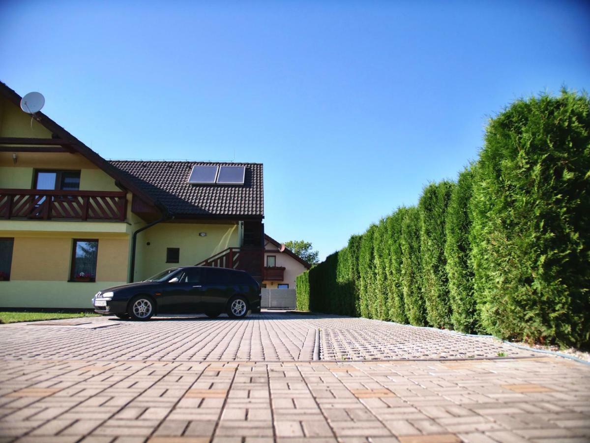 Apartmány u Slavky Bešeňová Exteriér fotografie